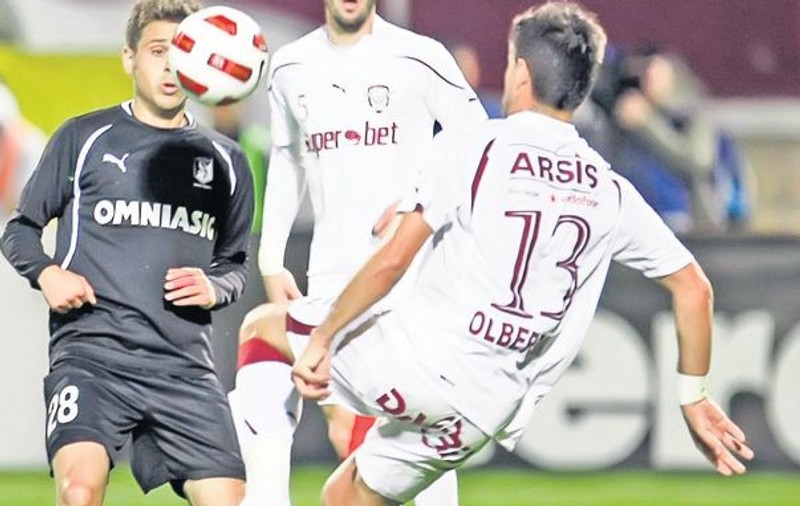 Tibi Bălan se gândeşte cu groază că din vară ar putea juca în liga secundă: ”Bat în lemn!”