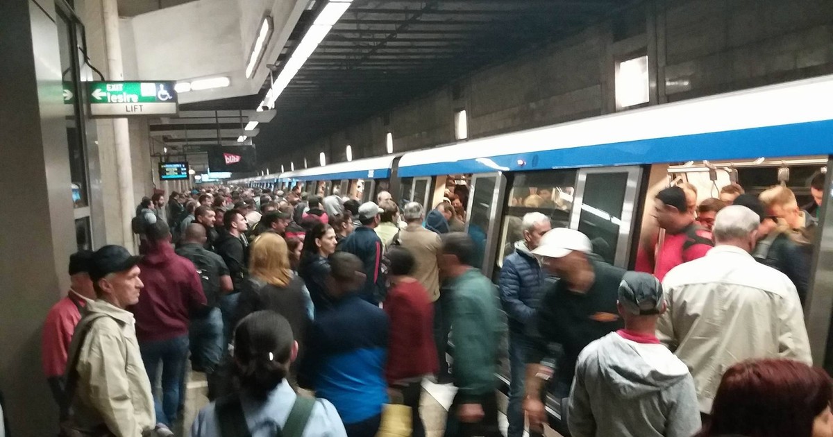 Metrorex redeschide luni stația de metrou Aurel Vlaicu