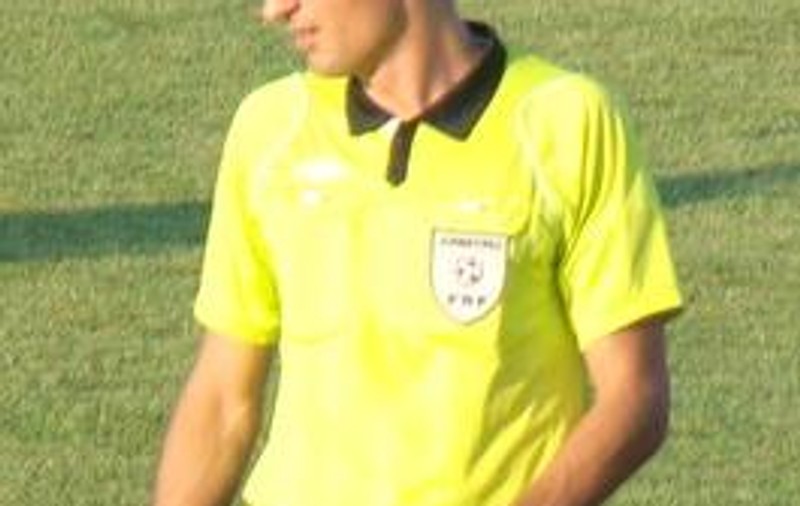 Ilyeş, lasă-te!