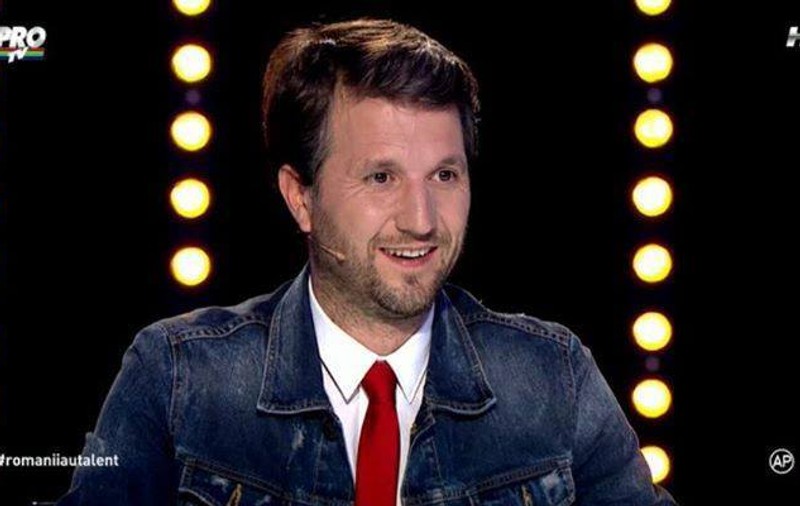 Andi Moisescu, glume pe seama colegei de la Românii au talent: "Am pariat pe o naştere a Andrei în finală"
