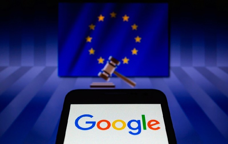 Compania Google, reclamată la UE din cauza AI Overviews, care „fură” traficul și veniturile presei