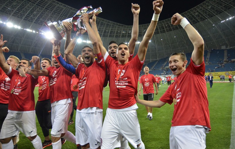 Campioana își apără fotbaliștii: “Jucătorii CFR-ului nu au demis antrenorii”