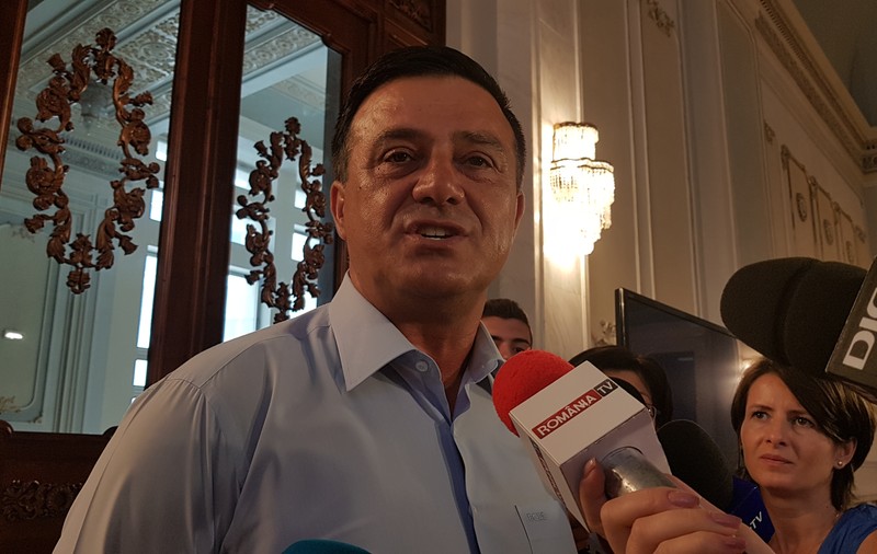 Niculae Bădălău vorbește despre o plângere penală pe numele lui Iohannis: "Domnul preşedinte nu este regele Carol, Ferdinand"