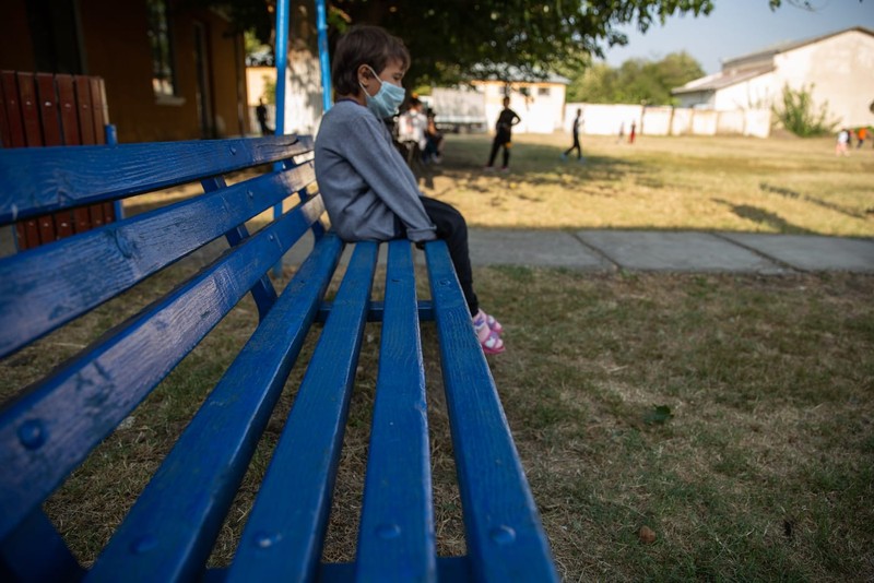 Închiderea școlilor, a spațiilor de joacă și trecerea la cursurile online i-a afectat din plin pe copii Foto: Vlad Chirea