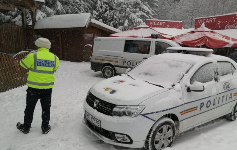 Bancomat aruncat în aer, la Poiana Brașov. Câți bani ar fi fost furați