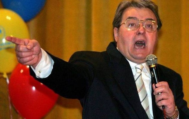 ALEGERI PREZIDENȚIALE 2014 | CORNELIU VADIM TUDOR: "Am convingerea că aceste alegeri sunt inutile"
