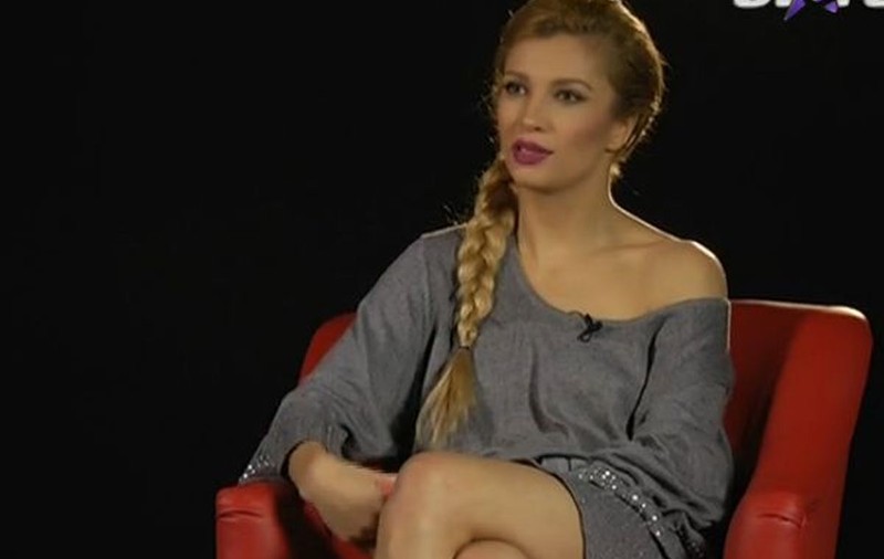 Ce VREA să FACĂ LORA cu ROCHIA de MIREASĂ! BLONDA face DEZVĂLUIRI!
