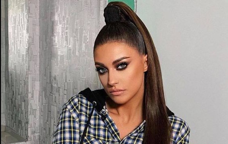 Antonia a răbufnit în timpul concertului susținut la Balul Bobocilor. Artista a părăsit scena și și-a înjurat fanii