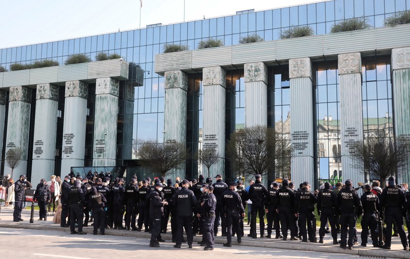 Sediul Curții Supreme din Polonia, evacuat din cauza unei amenințări cu bombă