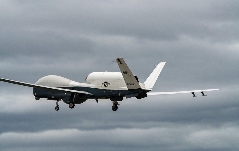 O dronă americană de 238 de milioane de dolari a dispărut subit deasupra Golfului Persic. Marina SUA are doar 20 astfel de aparate