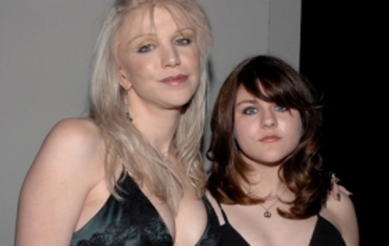 Fiica lui Courtney Love îşi face debutul muzical