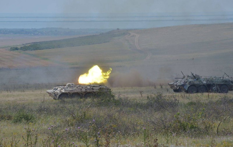 Militari ROMÂNI, trimişi  în UCRAINA