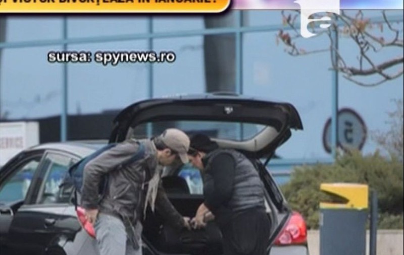 RELAŢIA lor A AJUNS LA UN ALT NIVEL! Uite GESTUL GALANT FĂCUT de Ştefan BĂNICĂ JR pentru mama LAVINIEI PÂRVA, când SOLISTUL a fost în vizită la "SOCRI"! FOTO
