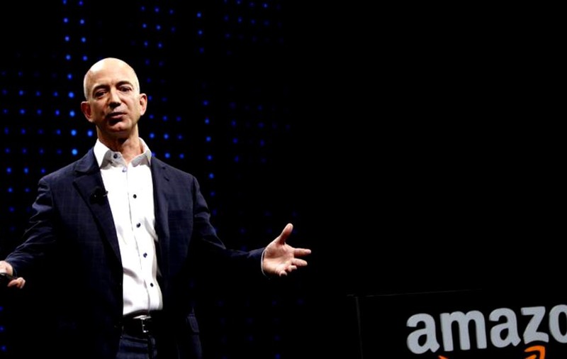 Amazon vrea ca SUA să monitorizeze imigranții cu ajutorul recunoașterii faciale