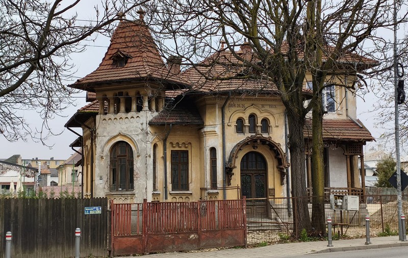 Povestea casei din România unde a stat împăratul Wilhelm al II-lea al Germaniei. Se află în centrul orașului Pitești