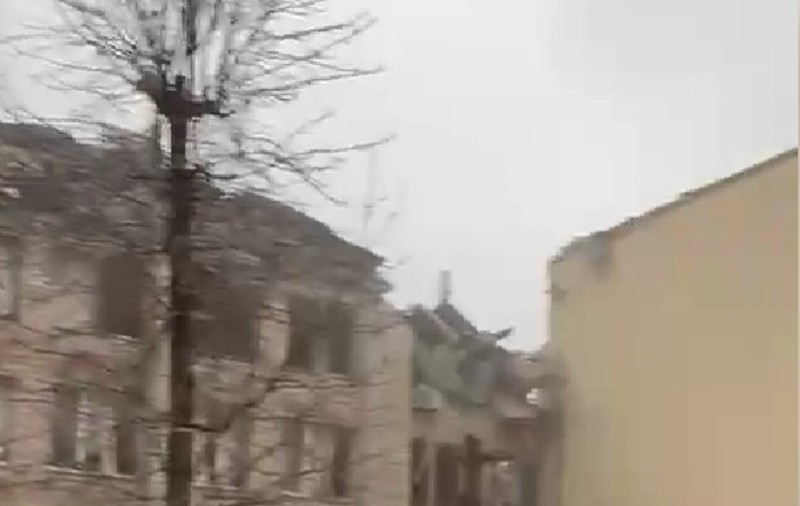 Patru oameni au fost uciși într-un atac cu rachete balistice rusești, la Krivoi Rog, orașul natal al lui Volodimir Zelenski
