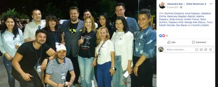 Bogdan Răducanu (stânga jos, tricou negru)