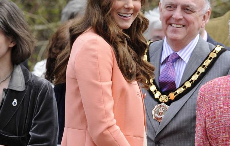 Teoria MOAŞELOR din ANGLIA! Vezi de ce A NĂSCUT KATE MIDDLETON în ziua LUNI