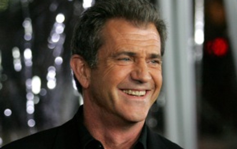 Mel Gibson a schimbat scutece în direct, la radio