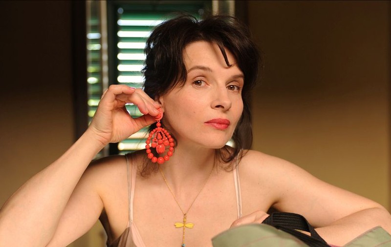 Juliette Binoche îl pune la respect pe Gerard Depardieu: "Mă atacă pentru că trece printr-o perioadă grea a vieţii şi a carierei"