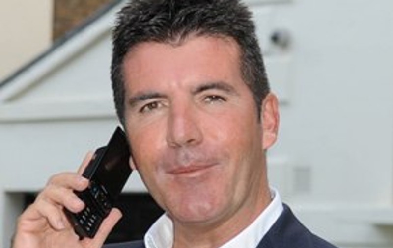 Simon Cowell, mai mulţi bani ca Donald Trump