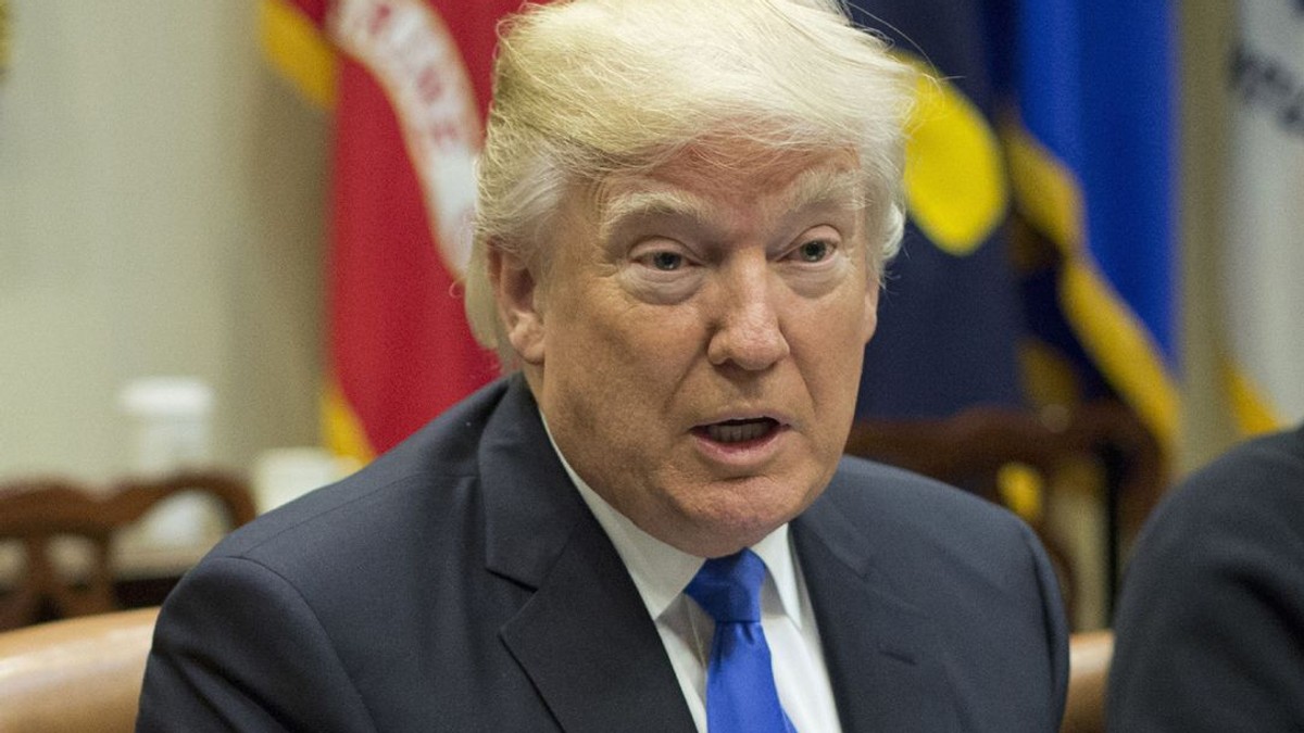 Donald Trump a aprobat legile prin care SUA susține protestatarii din Hong Kong. Cum a reacționat China
