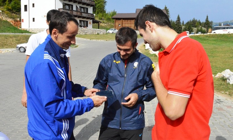 Mihai Covaliu, alături de Tiberiu Dolniceanu şi Alin Badea / Foto: Marian Burlacu