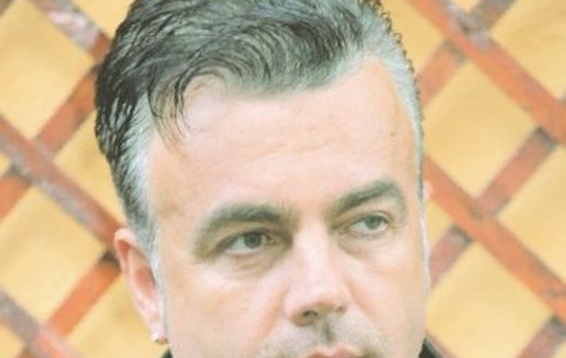 Adrian Enache: «Socrul meu este un frustrat»