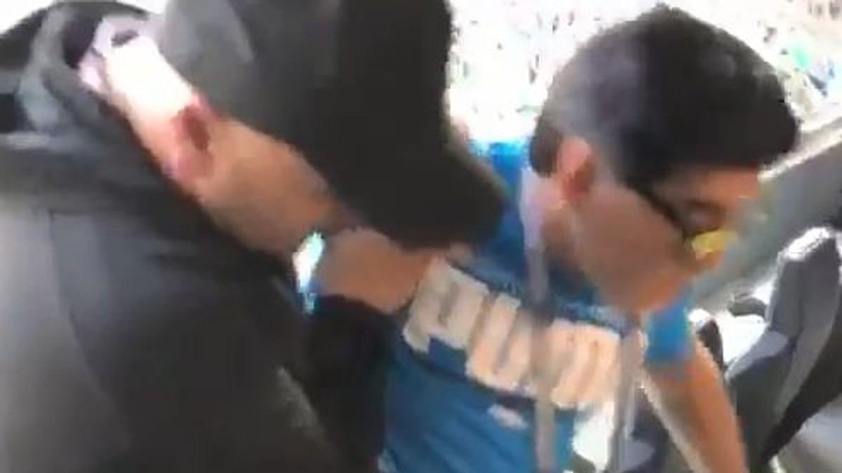 Maradona dus la spital dupa meciul cu Argentina