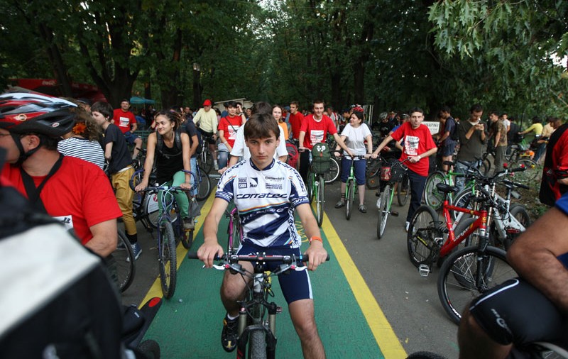 Oprescu le oferă iar speranţe bicicliştilor