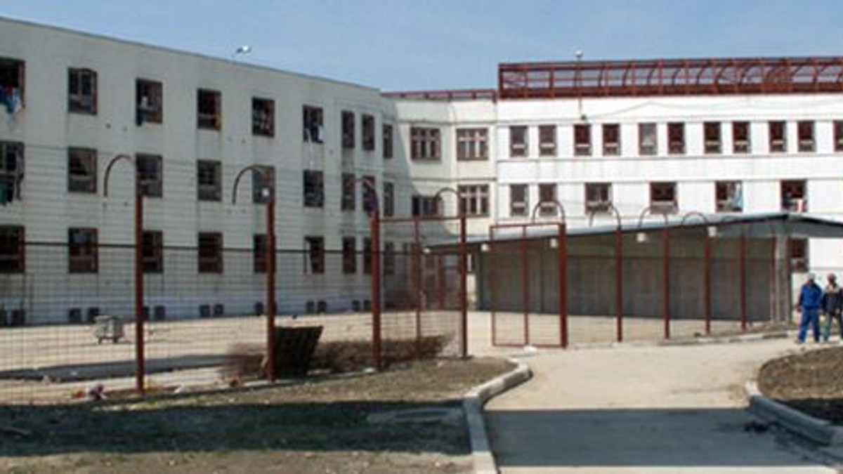 USR vrea construirea de noi penitenciare