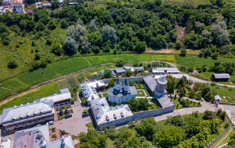 Candidați județul Olt alegeri parlamentare 2024. Cine candidează în Olt la Camera Deputaților și Senat