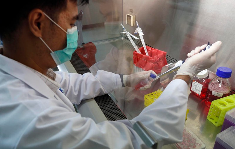 LIVE UPDATE | Coronavirus în România | Creștere semnificativă a numărului de cazuri din ultimele 24 de ore. Nouă decese anunțate joi