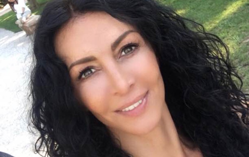 Mihaela Rădulescu, decolteu de senzaţie la preselecţiile "Românii au talent"