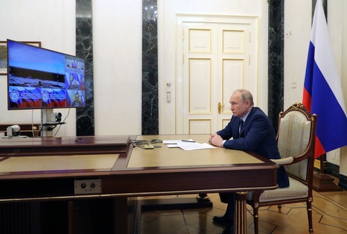 Vladimir Putin urmărește testarea ultimei generații de rachetă balistică | Foto: Profimedia