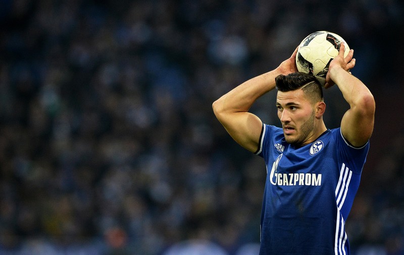 Clubul de fotbal AC Milan va fi preluat de chinezi. Prima achiziție: Sead Kolašinac, de la Schalke 04