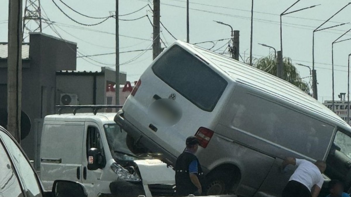 accident spectaculos pe centura Oradea