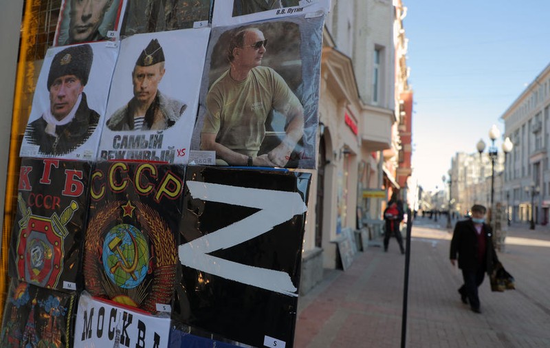 Cehia vrea să echivaleze simbolul rușilor din timpul invaziei din Ucraina cu svastica nazistă