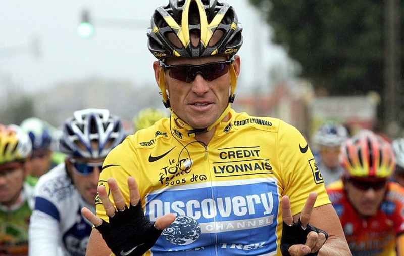 Șase ani de la ultimul Tur al Franței câștigat de Lance Armstrong