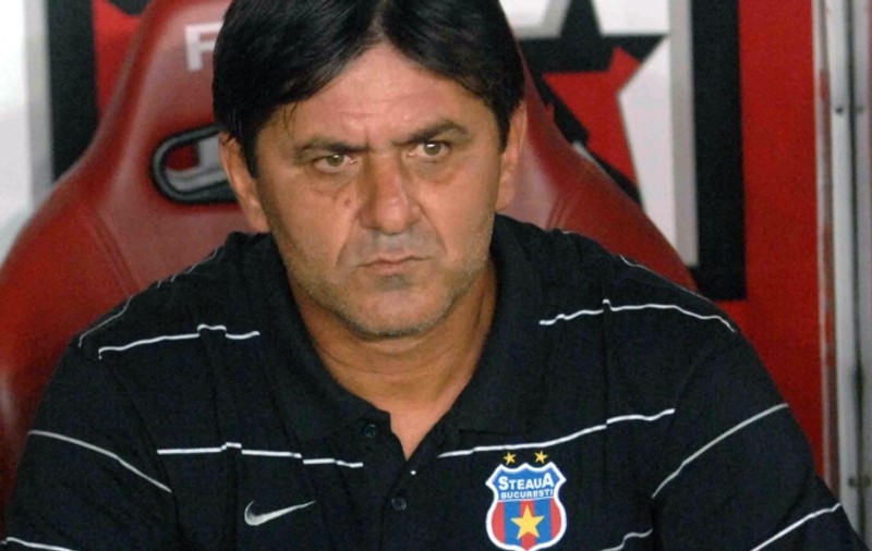 Lăcătuş, antrenor la Steaua cu acte în regulă