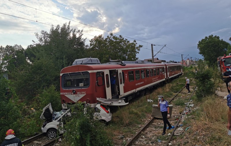Noi detalii despre accidentul transmis live pe Facebook, în care a murit cântărețul Tavy Puștiu