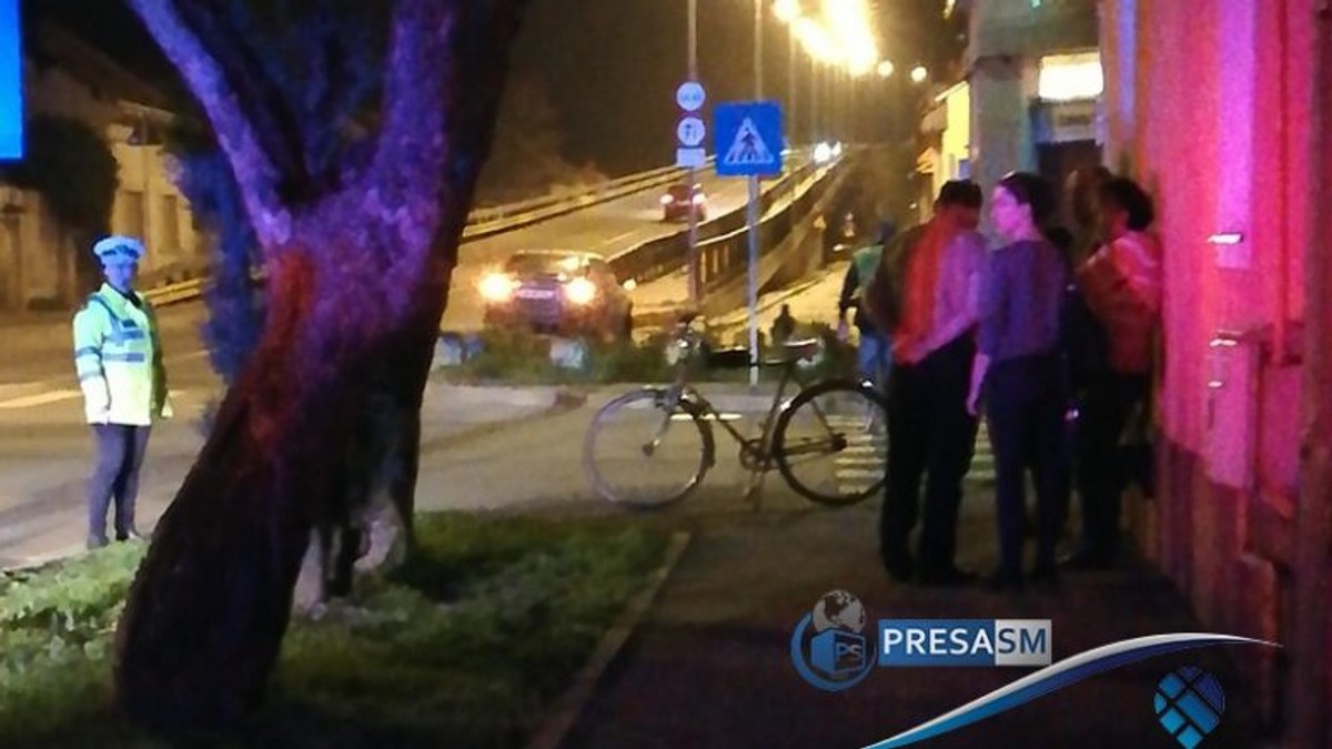 Un biciclist din Satu Mare simula accidente auto. Imagine cu bicicleta individului, care simula accidente auto la Satu Mare