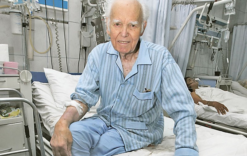 Constantin Pălăgeşiu a fost operat la 97 de ani: «M-am născut a doua oară!»