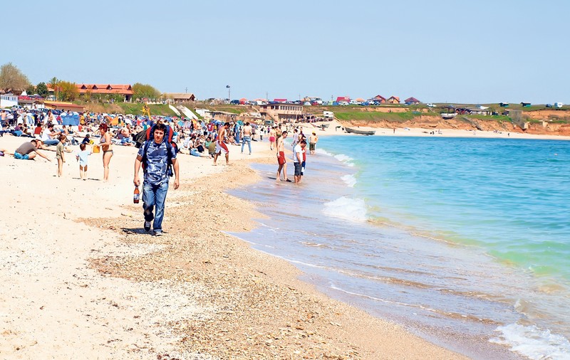 Dezmăţ la MARE! 40.000 de turişti sunt aşteptaţi pe Litoral în minivacanţa de la sfârşitul acestei săptămâni