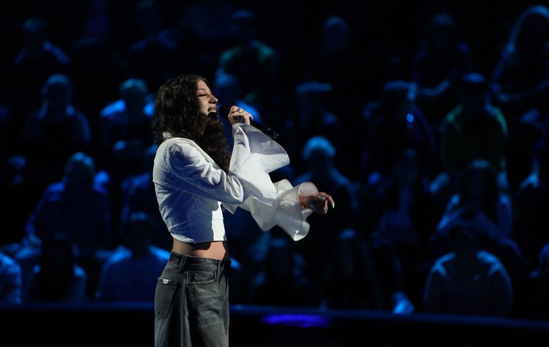 Povestea emoționantă a lui Sharon Varga, concurenta de 16 ani de la X Factor. A crescut mai mult pe străzi: „De multe ori mâncam pâine și zahăr”