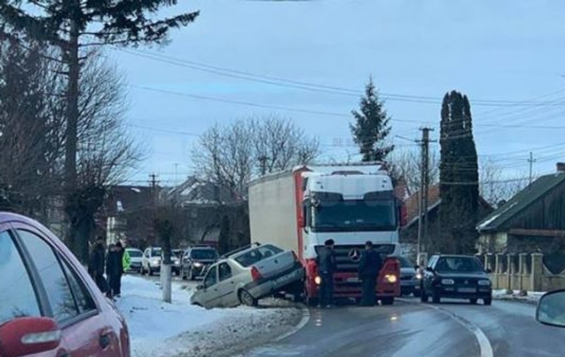 Imagini incredibile. Cum a păcălit moartea un șofer de 79 de ani