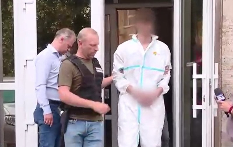 Unde se ascundea complicele turcului care a tras cu pistolul spre terasa Freddo din Centrul Vechi. A fost prins de polițiști după câteva zile
