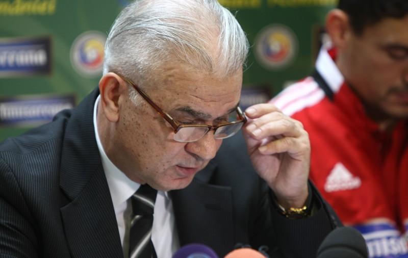 Primul SCANDAL în era Iordănescu: "Aşteptam să mă sune! Aşa era normal"