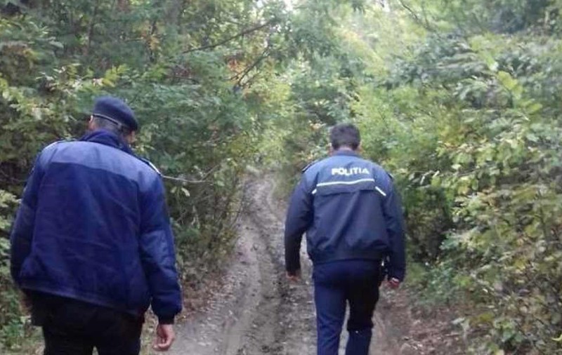 Un bărbat rătăcit în Munții Buzăului a supraviețuit cinci nopți în pădure, în frig, până să fie găsit