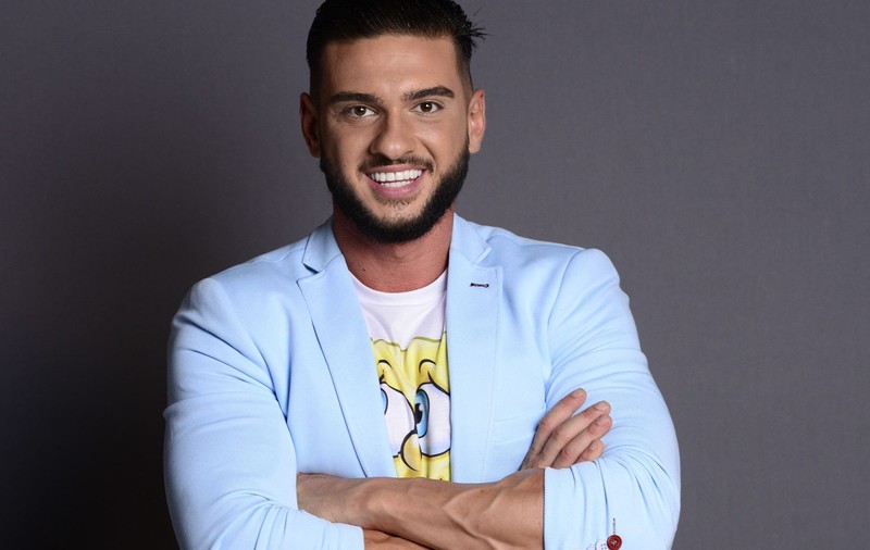 EXCLUSIV/ Dorian Popa îi terorizează pe muncitorii care îi fac casa. “Când apar pe șantier sare cimentul, sare betonul”